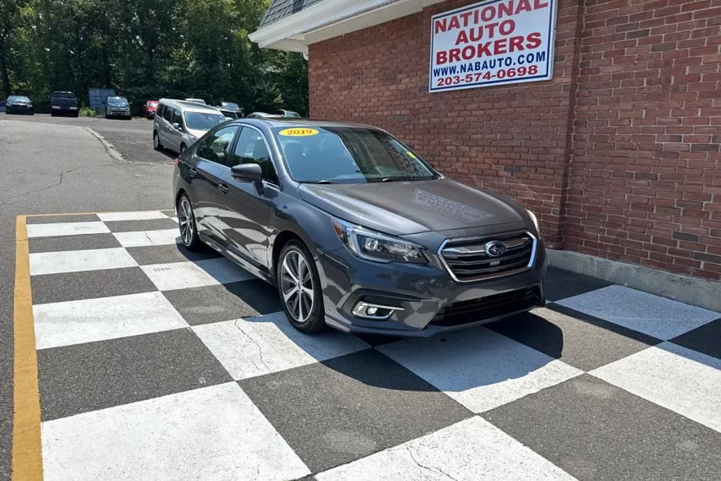 2019 Subaru Legacy 2.5i Limited photo 1
