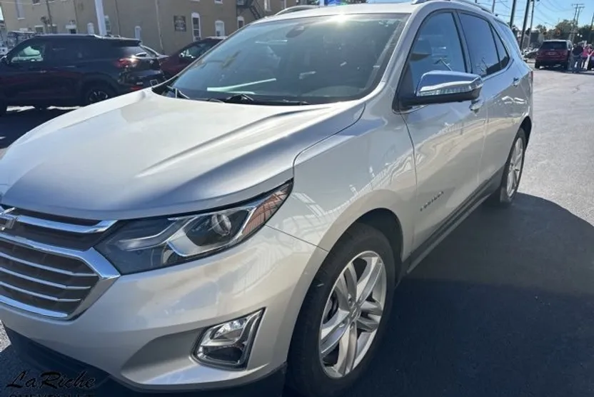 2019 Chevrolet Equinox Premier photo 1