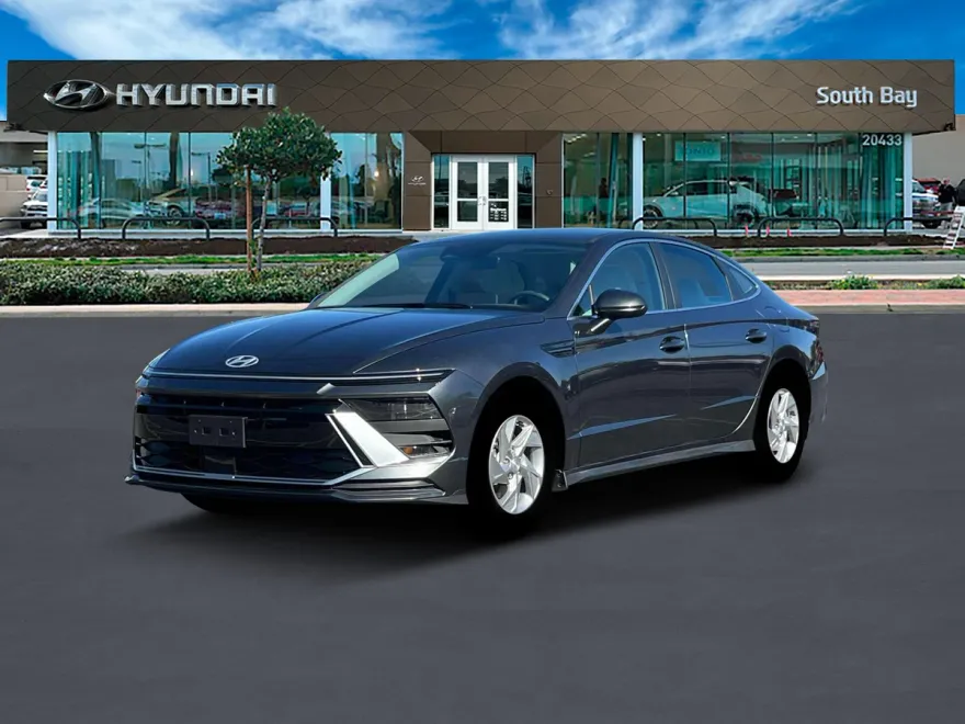 2025 Hyundai Sonata SE photo 1
