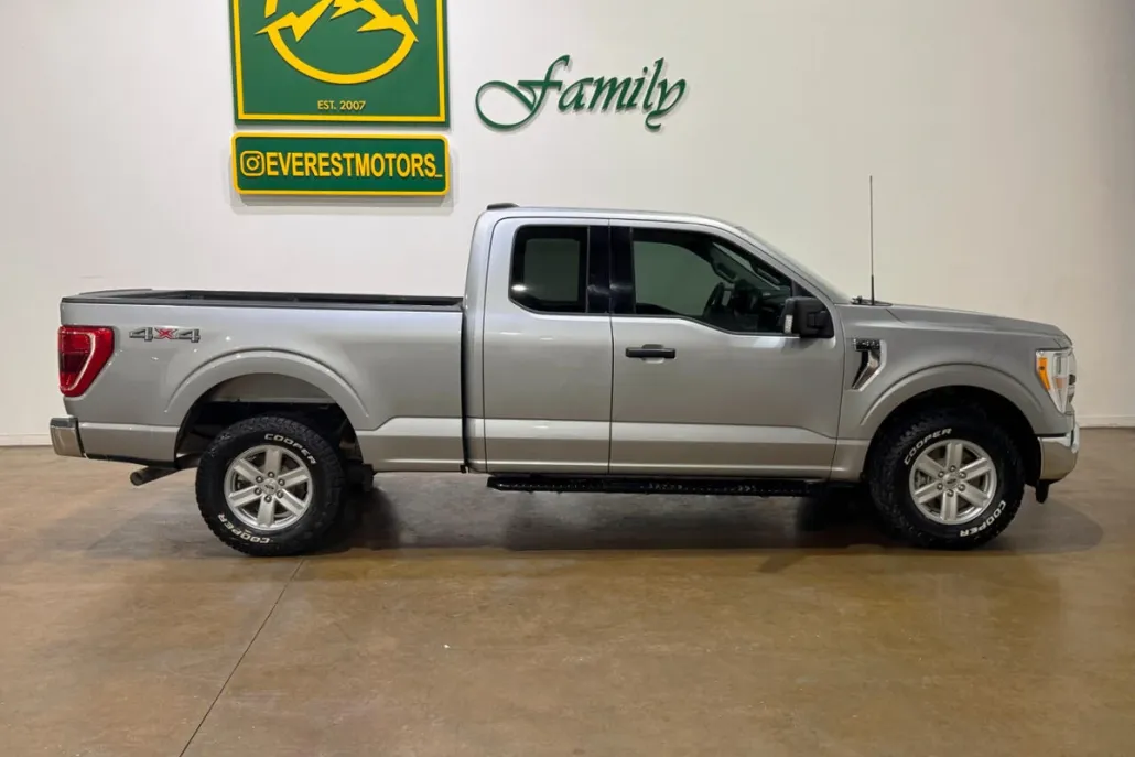 2021 Ford F-150 XLT photo 1