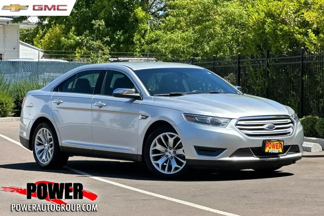 2019 Ford Taurus Limited photo 1