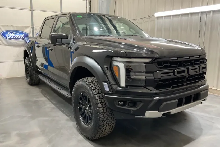 2025 Ford F-150 Raptor photo 1