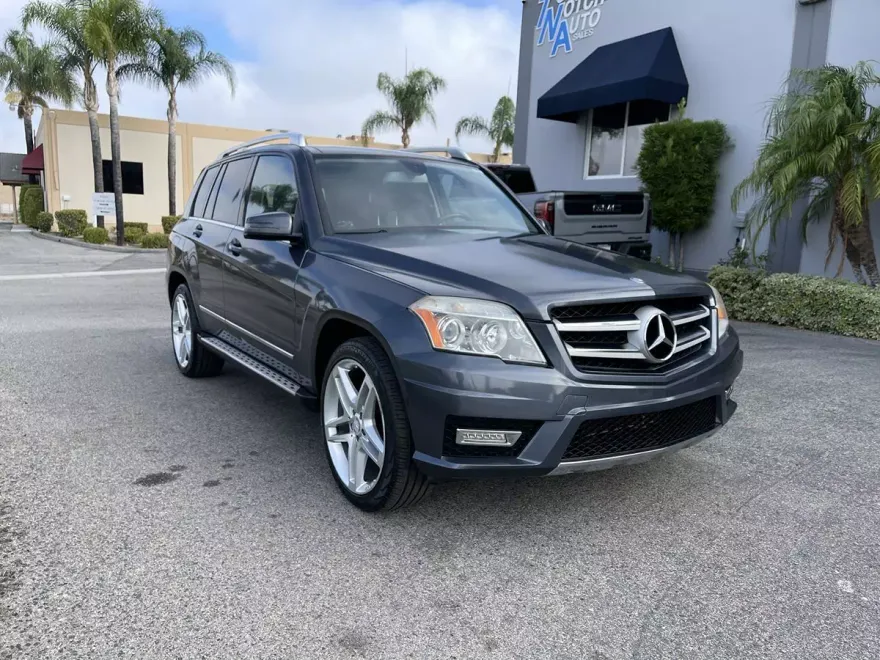 2010 Mercedes Benz GLK 350 photo 1