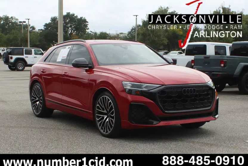 2024 Audi SQ8 Prestige photo 1