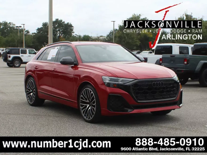 2024 Audi SQ8 Prestige photo 1