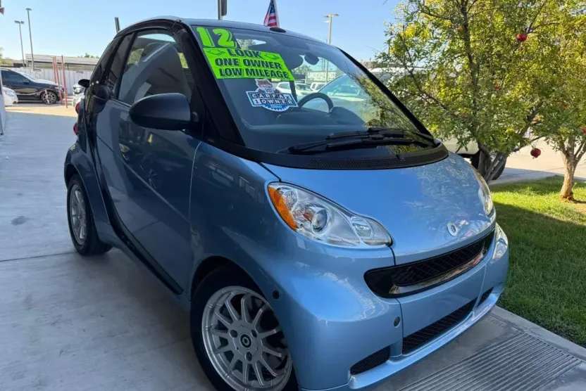2012 Smart Fortwo photo 1