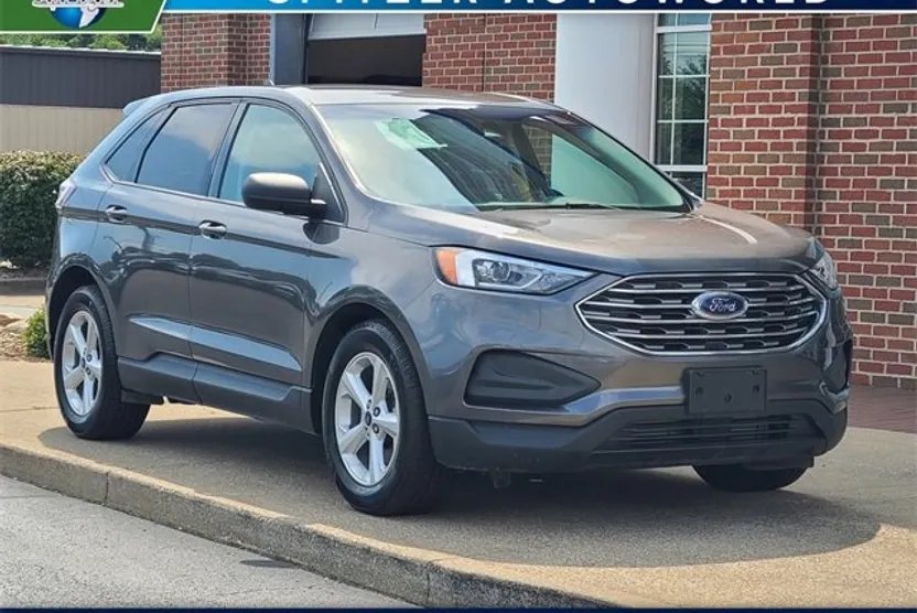 2020 Ford Edge SE photo 1