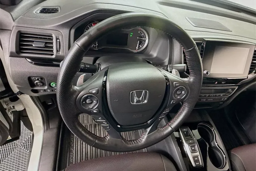 2022 Honda Ridgeline Black Edition photo 1