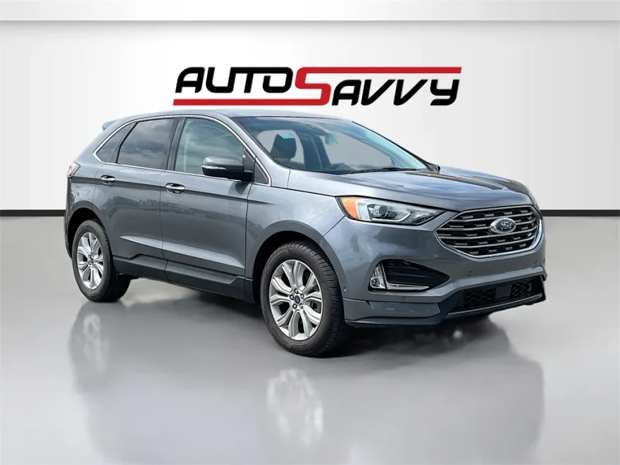 2022 Ford Edge Titanium photo 1