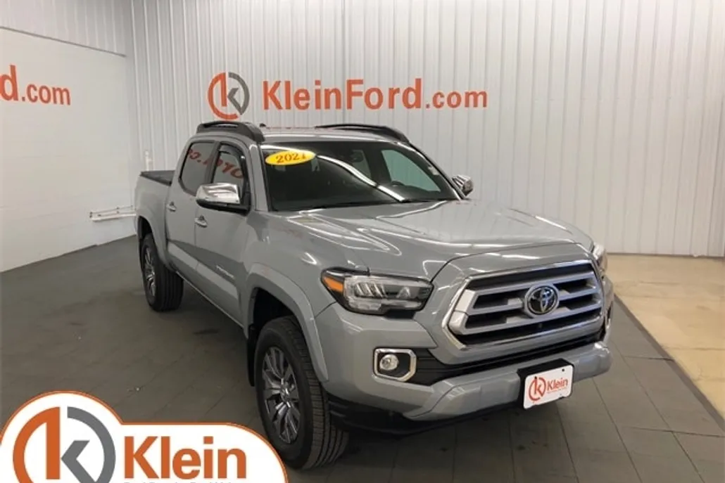 2021 Toyota Tacoma Limited V6 photo 1