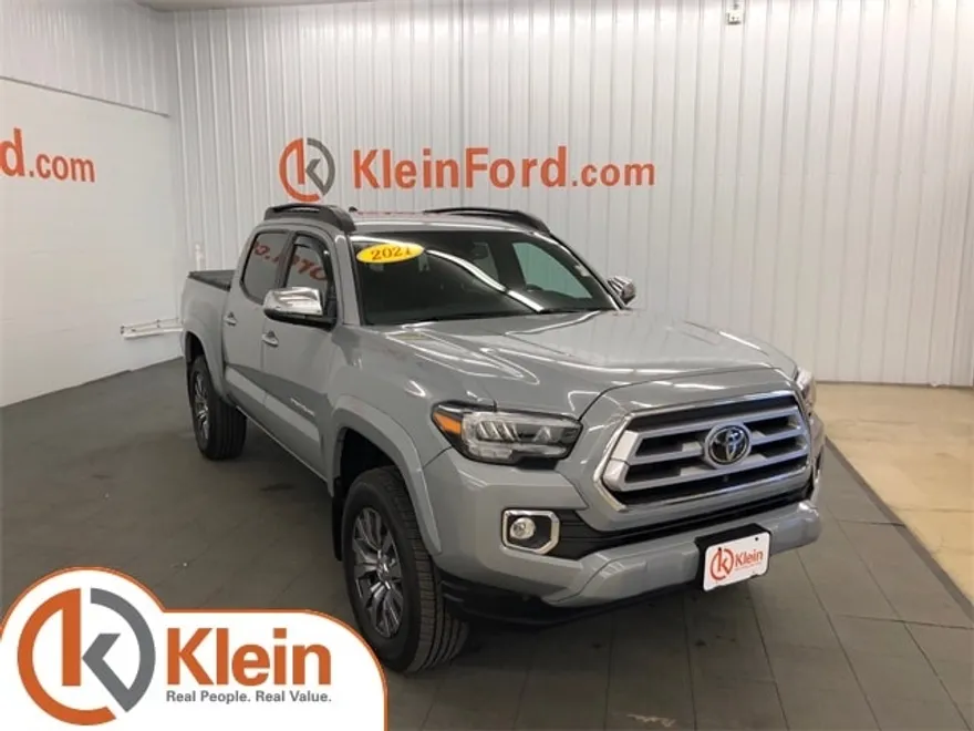 2021 Toyota Tacoma Limited V6 photo 1