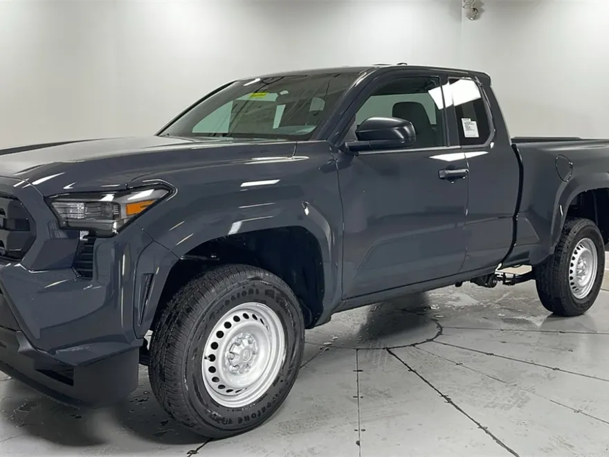 2025 Toyota Tacoma SR XtraCab photo 1