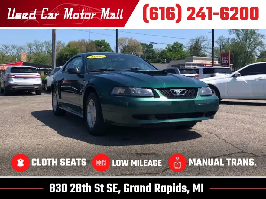 2000 Ford Mustang Base photo 1