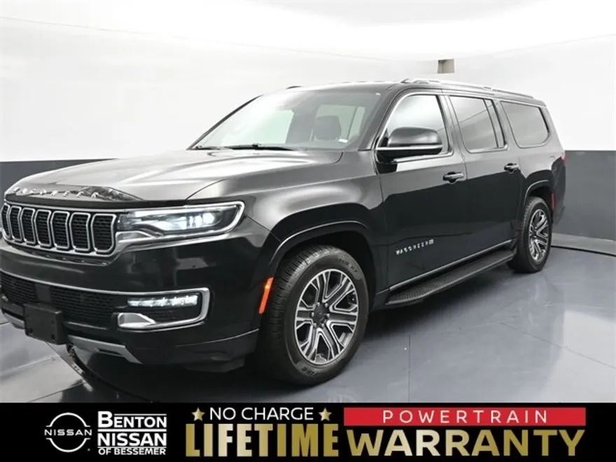 2023 Jeep Wagoneer L Series II photo 1