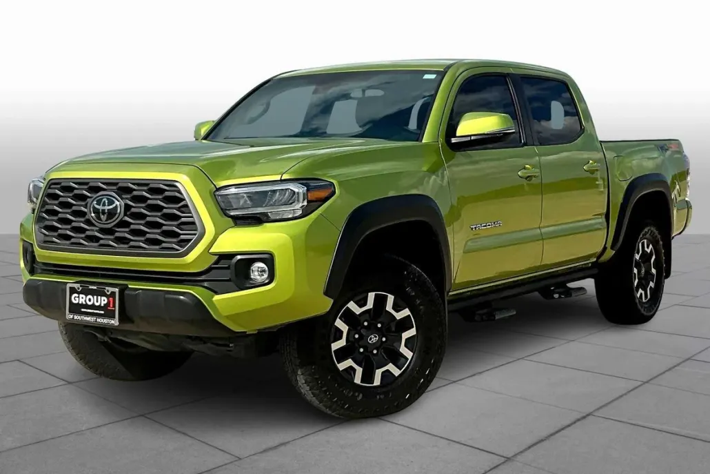 2023 Toyota Tacoma TRD 4x4 photo 1