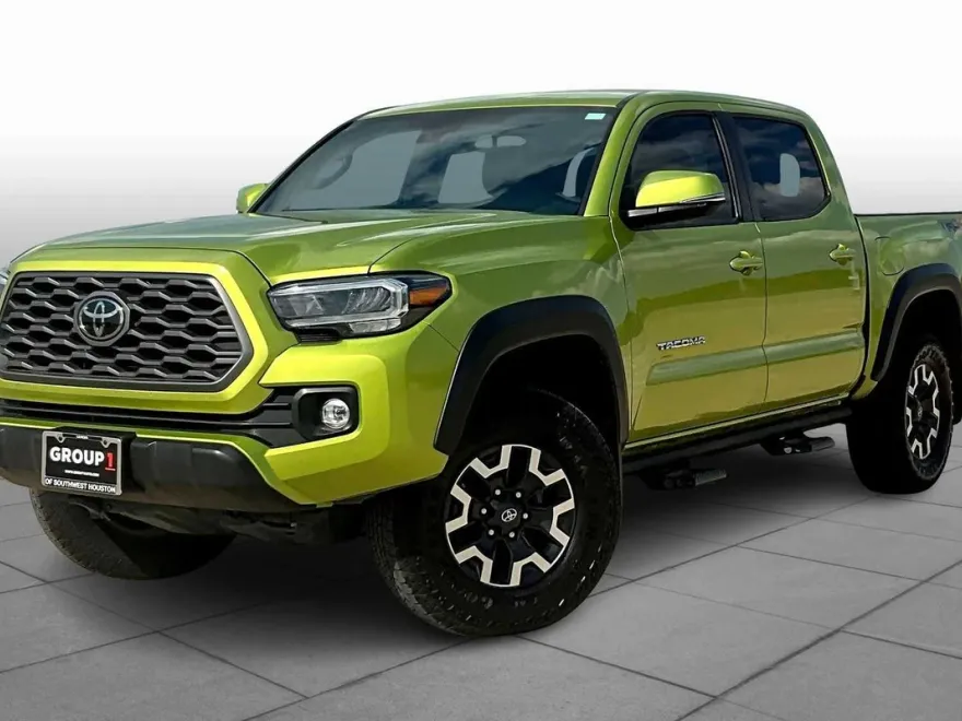 2023 Toyota Tacoma TRD 4x4 photo 1