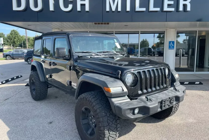 2018 Jeep Wrangler Unlimited Sport S photo 1
