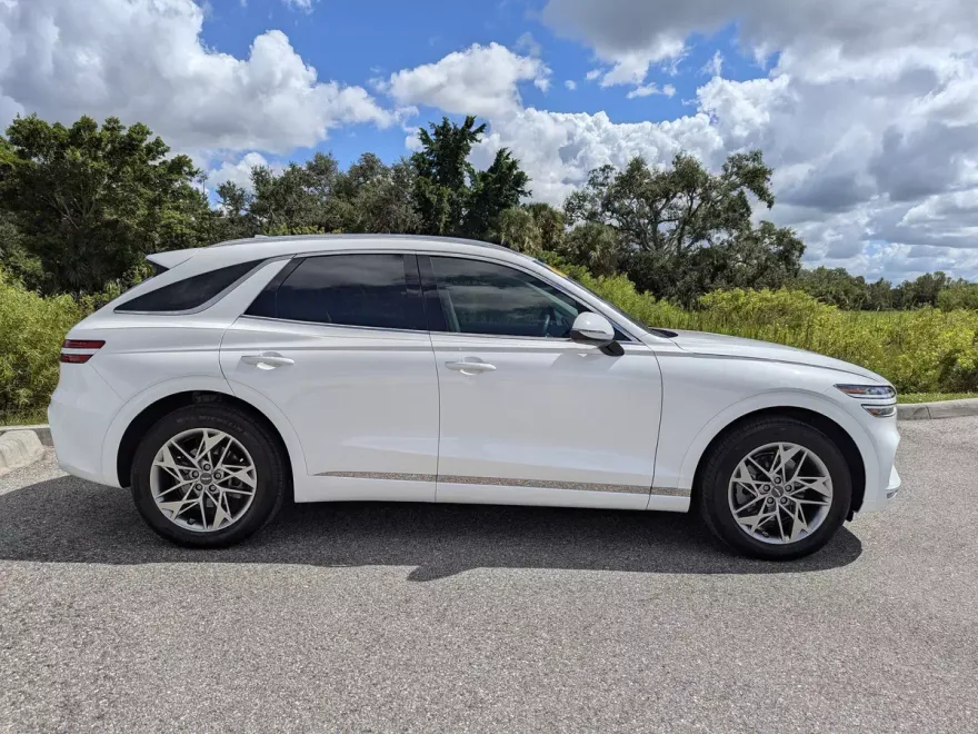 2022 Genesis GV70 2.5T Select photo 1