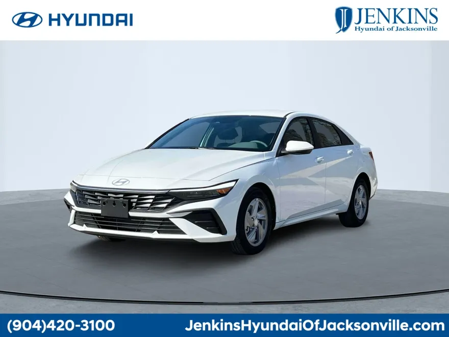 2025 Hyundai Elantra SE photo 1