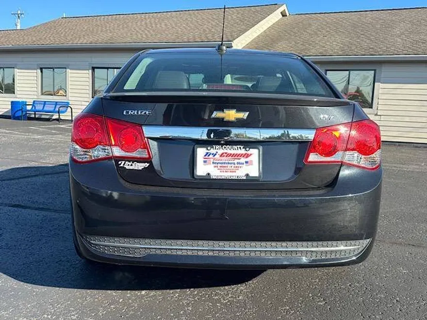 2015 Chevrolet Cruze LTZ photo 1