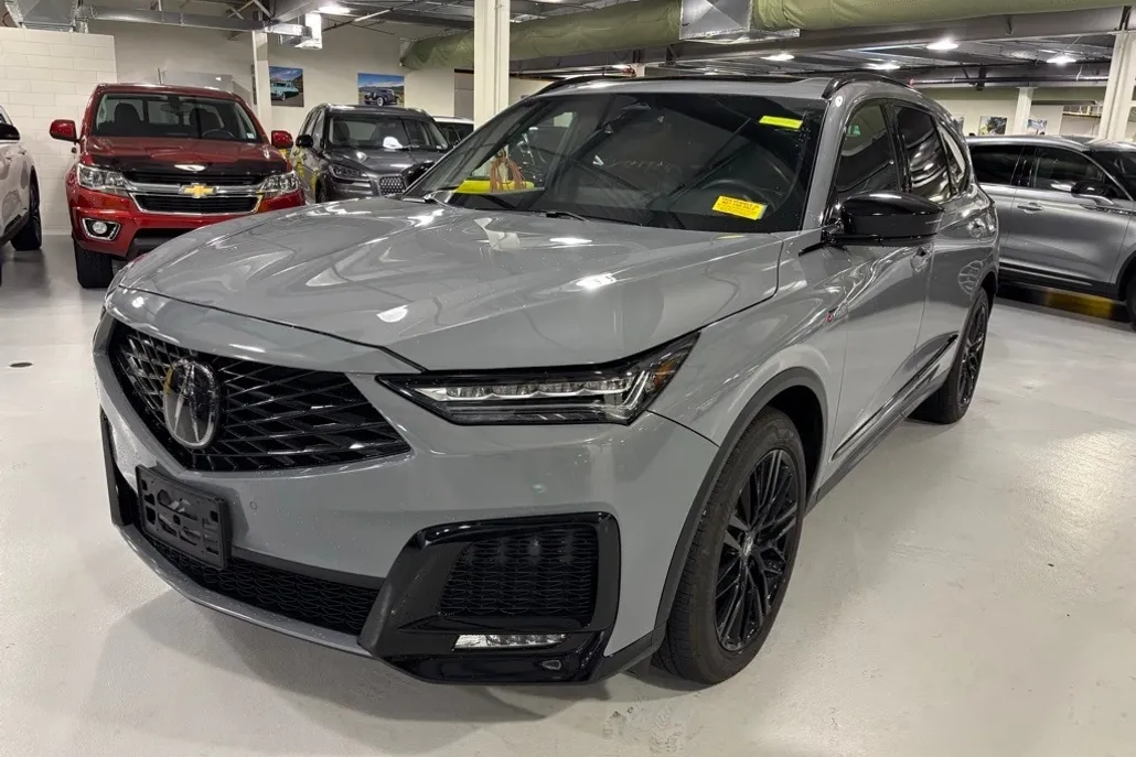 2025 Acura MDX SH-AWD A-Spec Advance photo 1