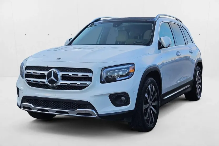 2023 Mercedes Benz GLB 250 photo 1