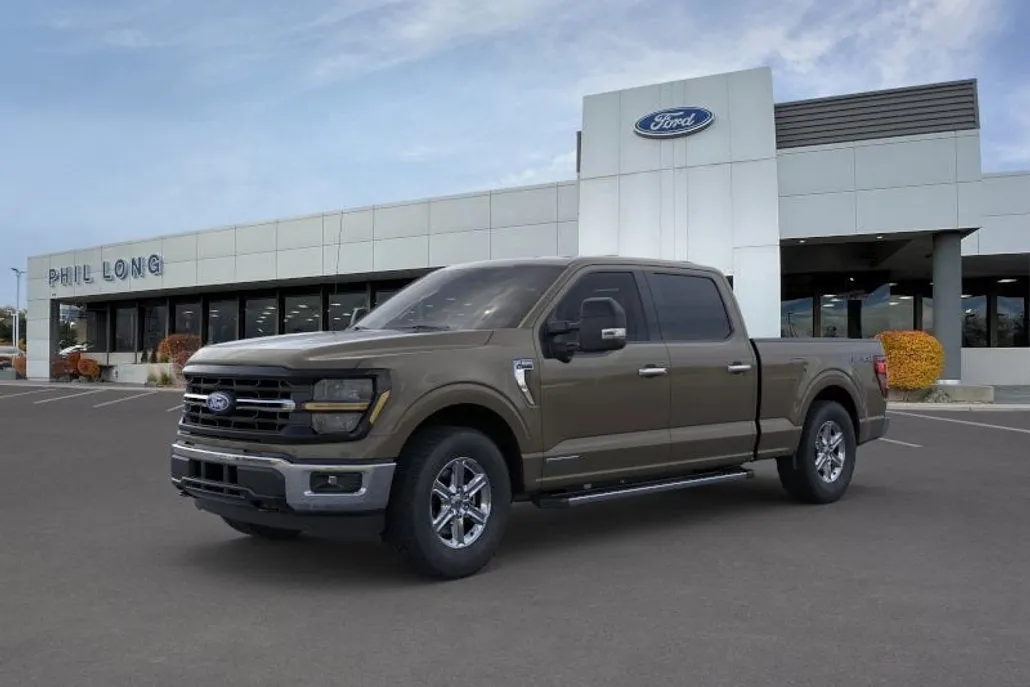 2025 Ford F-150 XLT photo 1