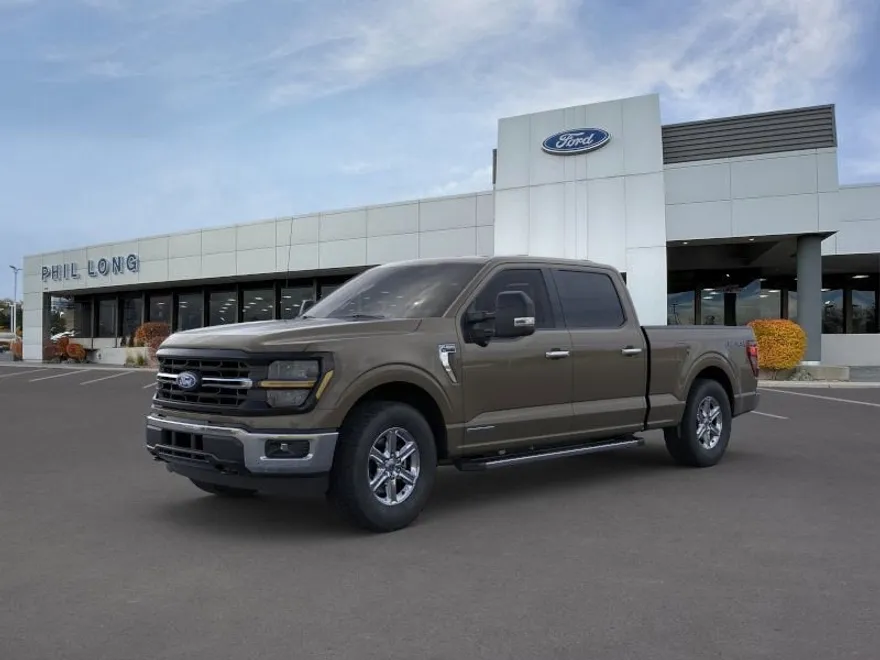 2025 Ford F-150 XLT photo 1