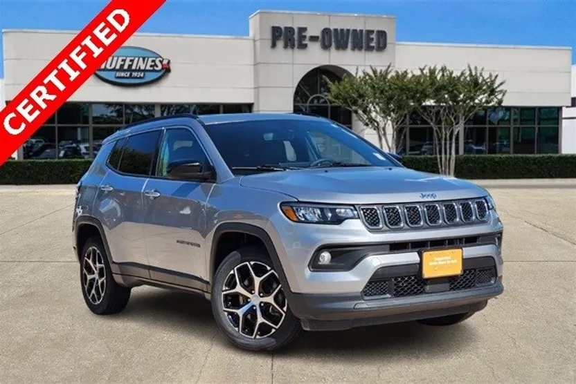 2024 Jeep Compass Latitude photo 1