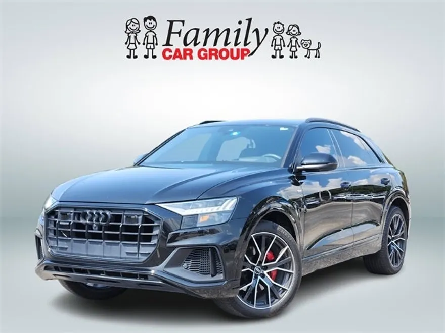 2022 Audi Q8 55 Prestige photo 1