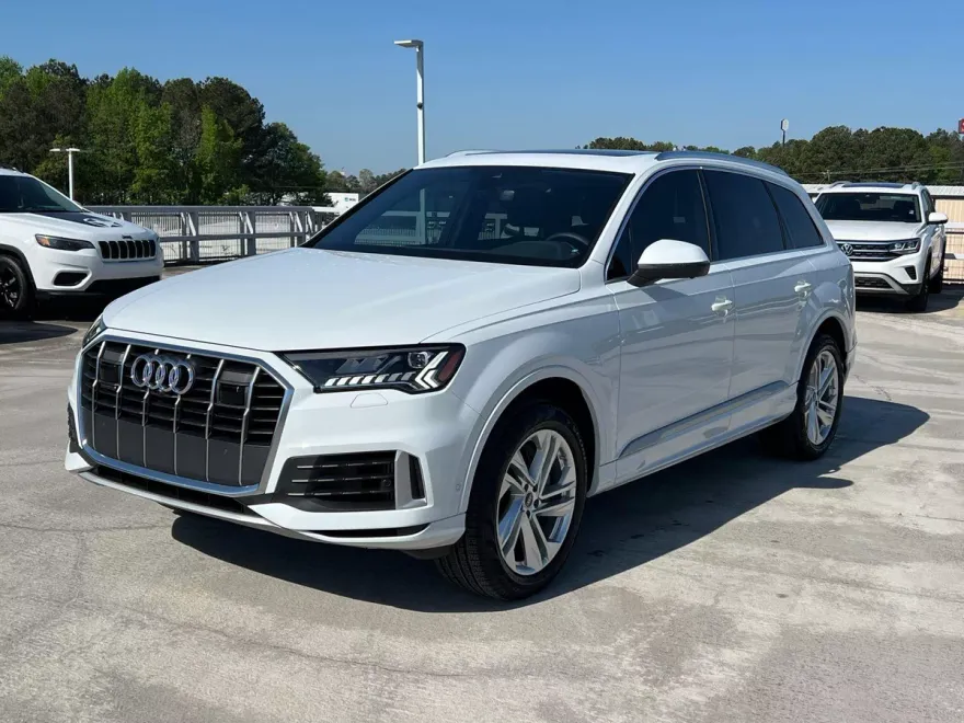2024 Audi Q7 Premium photo 1