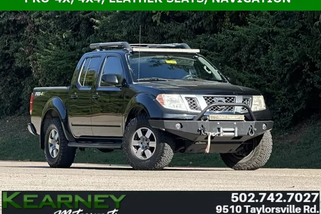2013 Nissan Frontier PRO-4X photo 1