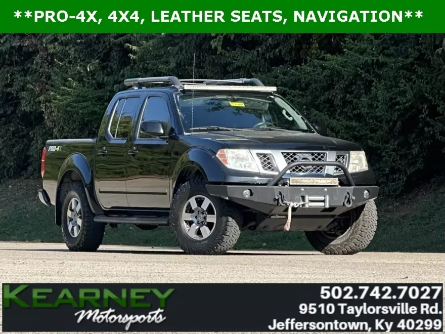 2013 Nissan Frontier PRO-4X photo 1