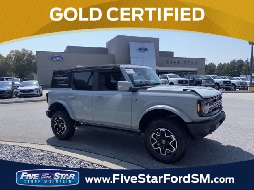 2021 Ford Bronco Outer Banks photo 1