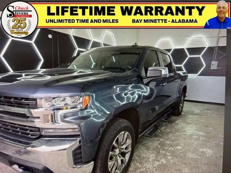 2022 Chevrolet Silverado 1500 LT photo 1