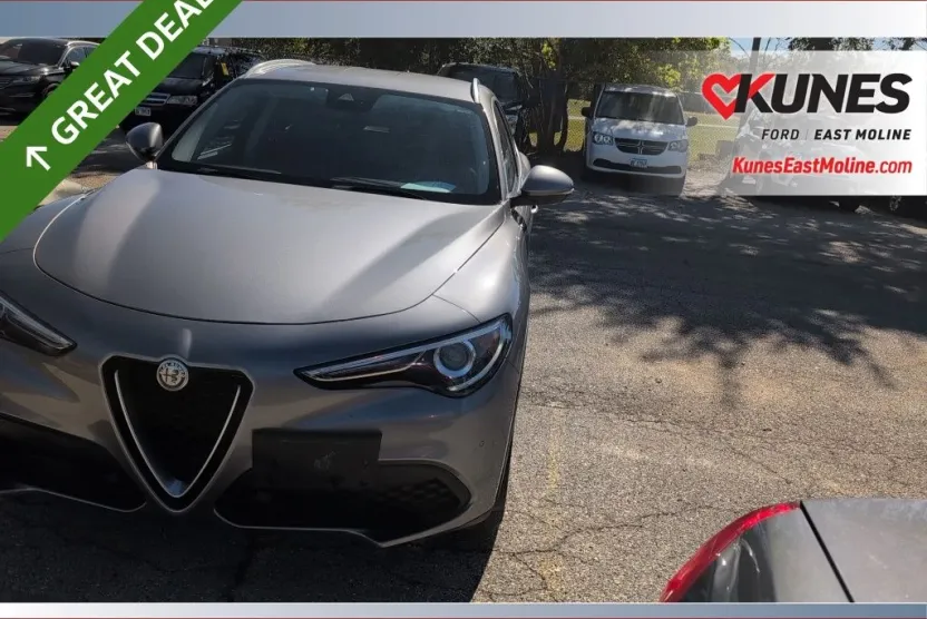 2018 Alfa Romeo Stelvio Ti photo 1