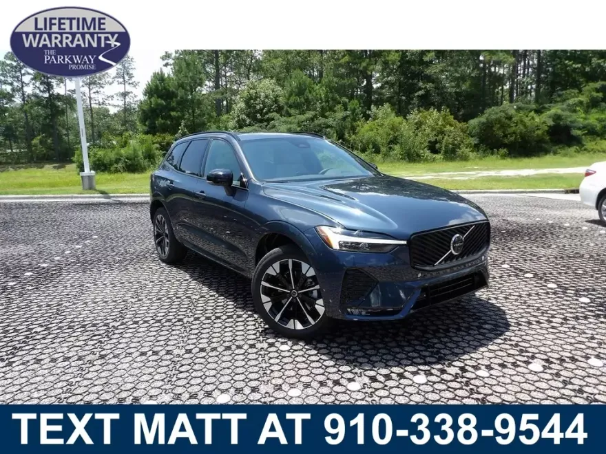 2026 Volvo XC60 B5 Plus photo 1