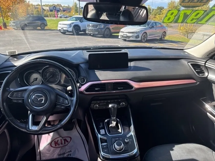 2021 Mazda CX-9 Touring photo 1