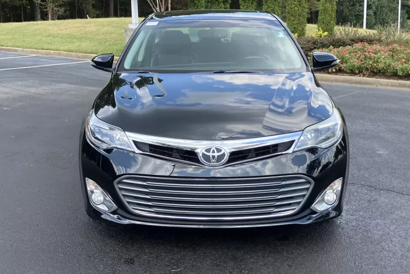 2015 Toyota Avalon XLE Touring photo 1