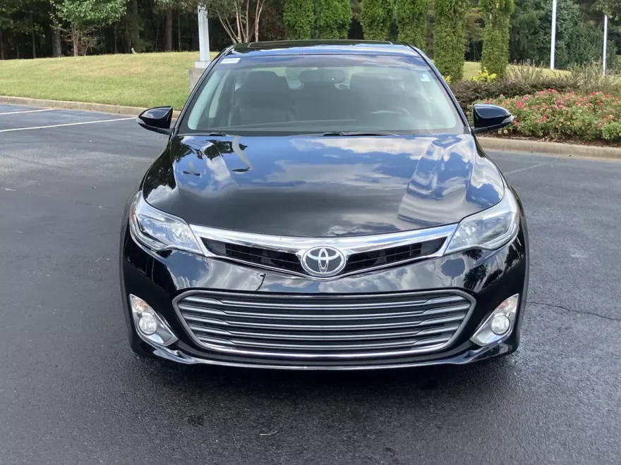 2015 Toyota Avalon XLE Touring photo 1