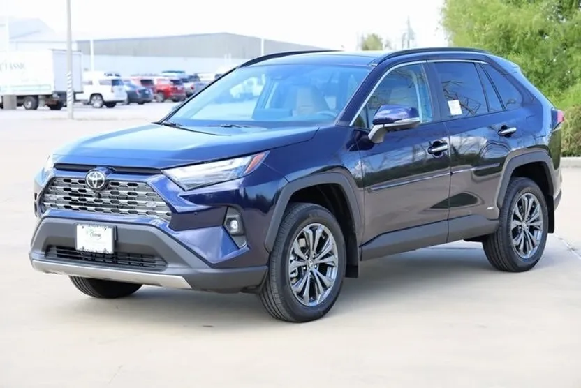 2025 Toyota RAV4 Hybrid Limited photo 1