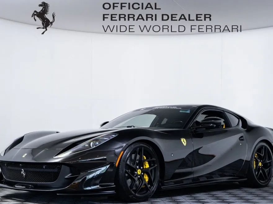 2020 Ferrari 812 Superfast Base photo 1