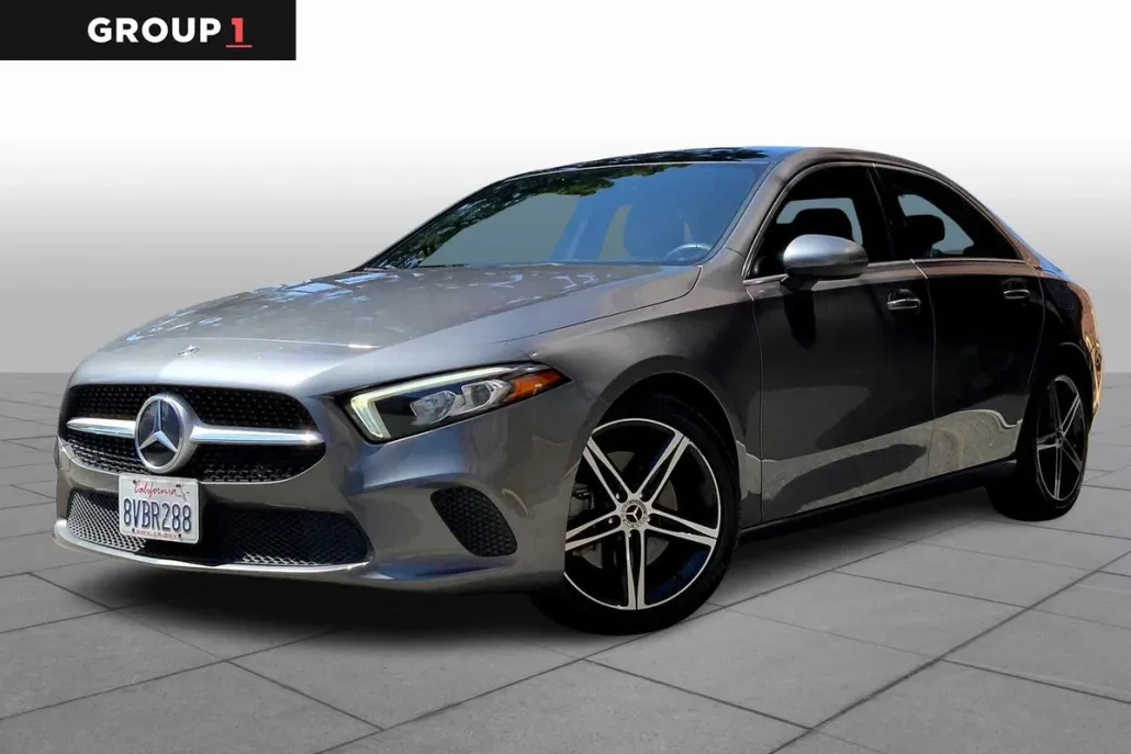 2021 Mercedes Benz A 220 photo 1