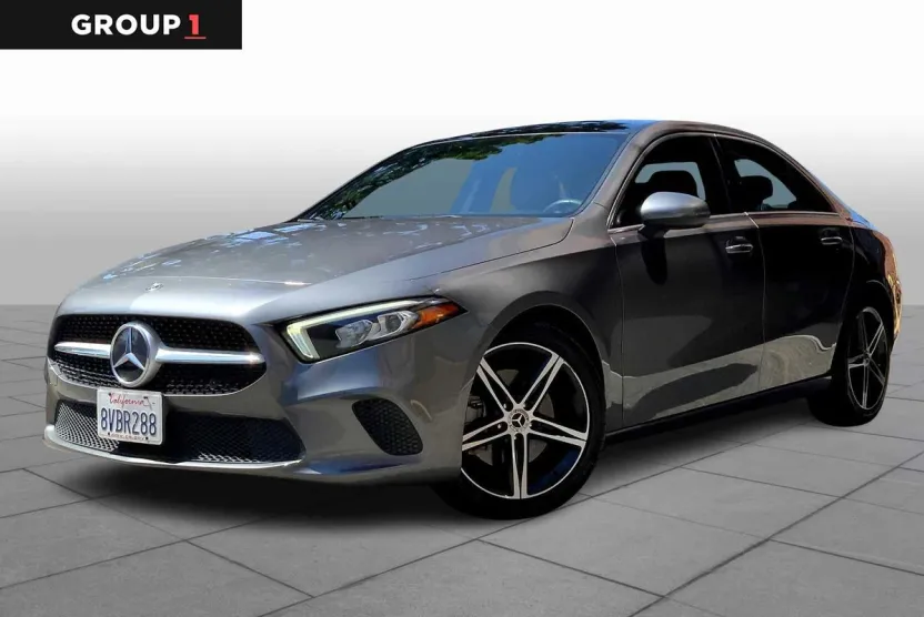 2021 Mercedes Benz A 220 photo 1