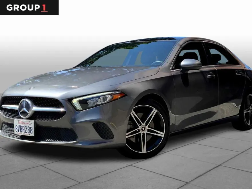 2021 Mercedes Benz A 220 photo 1