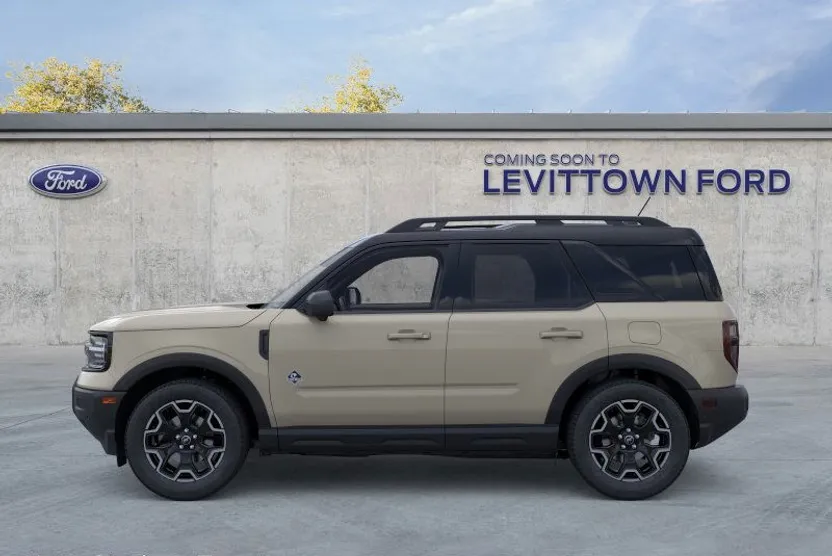 2025 Ford Bronco Sport Outer Banks photo 1