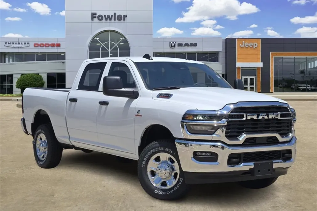 2025 Ram 2500 Tradesman photo 1