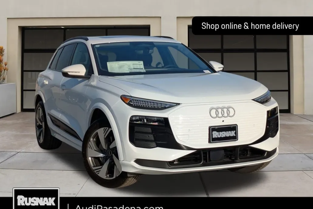 2025 Audi Q6 E-tron Premium Plus photo 1