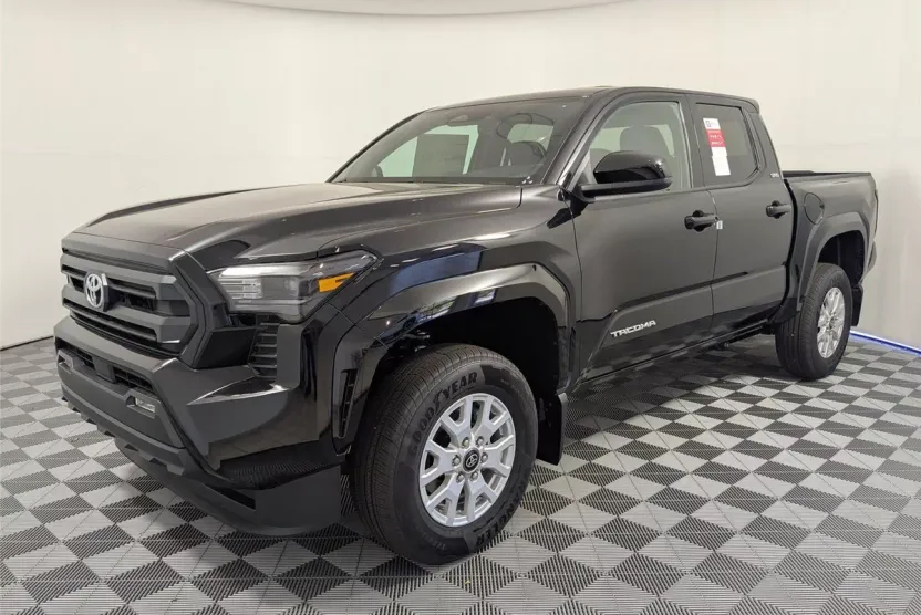 2025 Toyota Tacoma SR5 photo 1