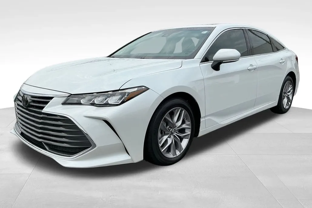 2019 Toyota Avalon XLE XSE Touring Limited photo 1
